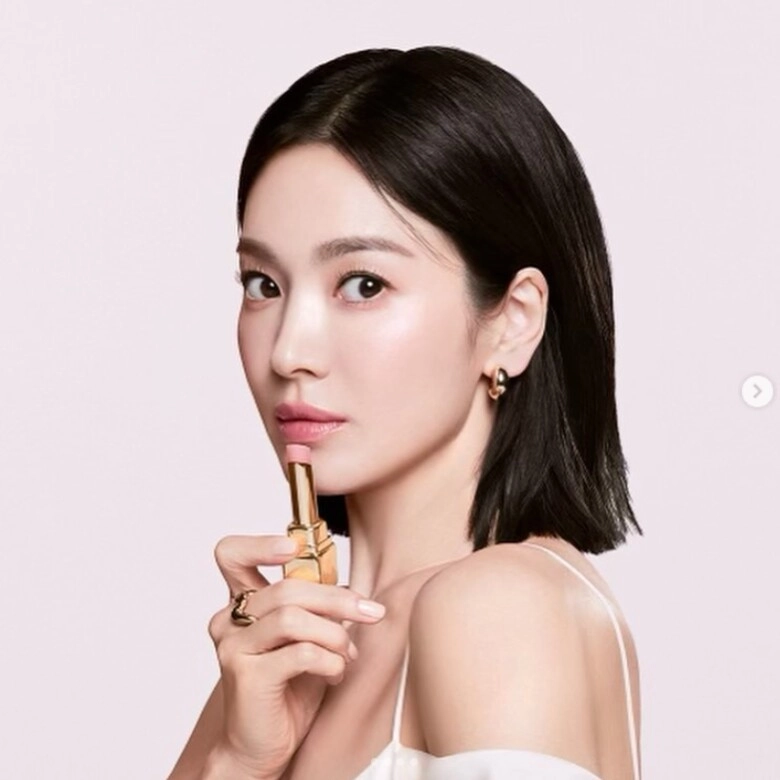 4 lỗi khi trang điểm khiến bạn trông như tăng thêm chục tuổi người có gương mặt vàng cũng khó cân được - 7