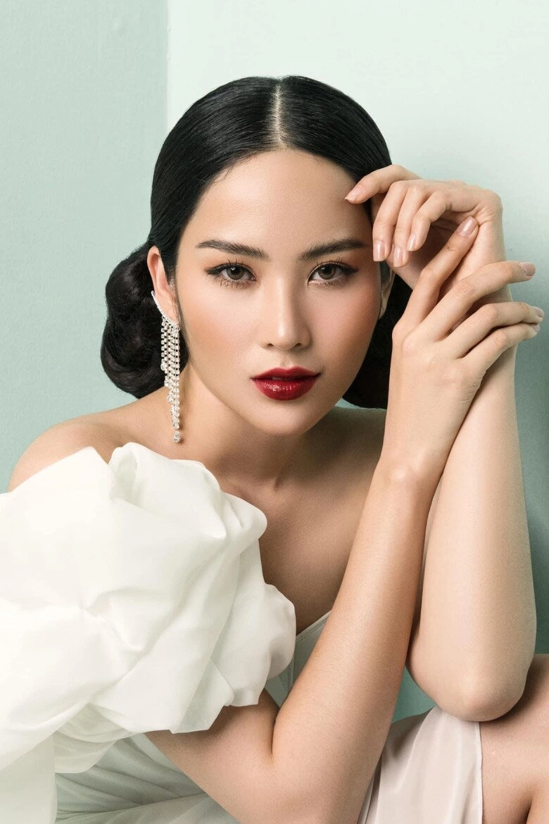 4 mỹ nhân có gương mặt đẹp nhất hoa hậu hoàn vũ việt nam người từng bị chê tơi tả mặt mộc người ví như ngọc nữ - 15