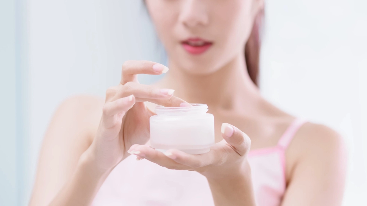5 bí kíp xài nước hoa mùa hè để không thành giấm chua cơ thể thơm mát cả khi đổ nhiều mồ hôi - 4