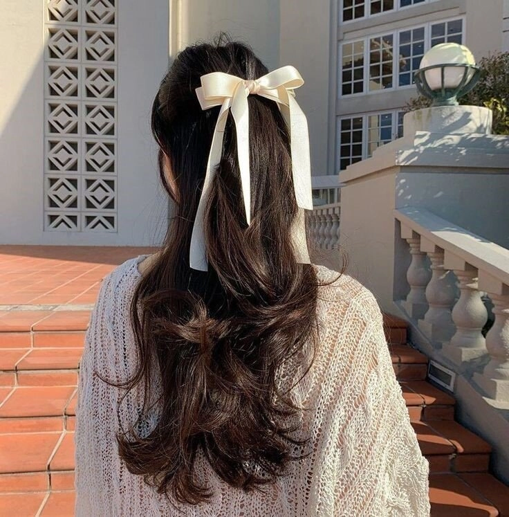 7 kiểu buộc tóc đẹp giúp nàng khoe được ngũ quan xinh xắn đi làm hay đi chơi đều có thể áp dụng - 4