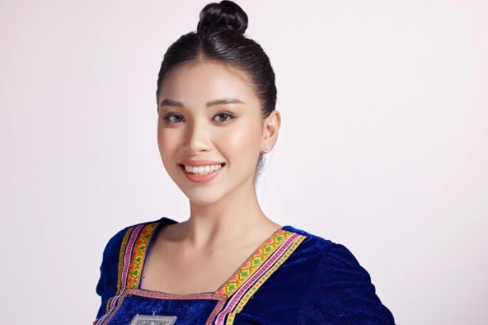 Á hậu đồng hương với hhen niê từng 7 lần thi hoa hậu vướng scandal đá xéo một đàn chị giờ ra sao - 2