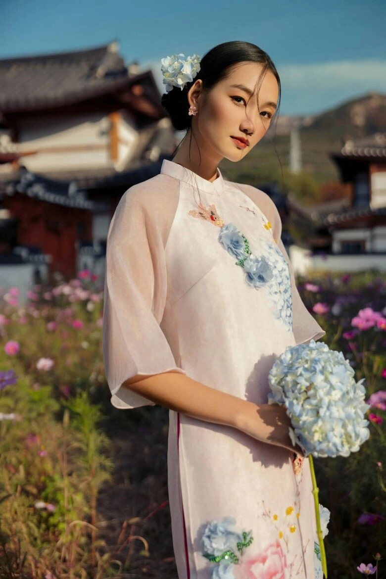Á hậu hiếm hoi được đi trực thăng không quân từng làm rạng danh việt nam ở quốc tế nổi tiếng thi đâu thắng đó - 8