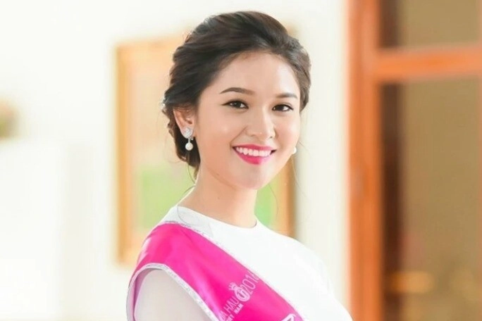 Á hậu việt được gọi nữ hoàng nước mắt nhan sắc được quốc tế chứng thực từng có tuổi thơ vất vả - 4