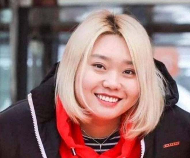 A hoàn của nữ chính khom lưng từng học thạc sĩ tại new york nổi tiếng vì liên quan đến ngô diệc phàm - 6