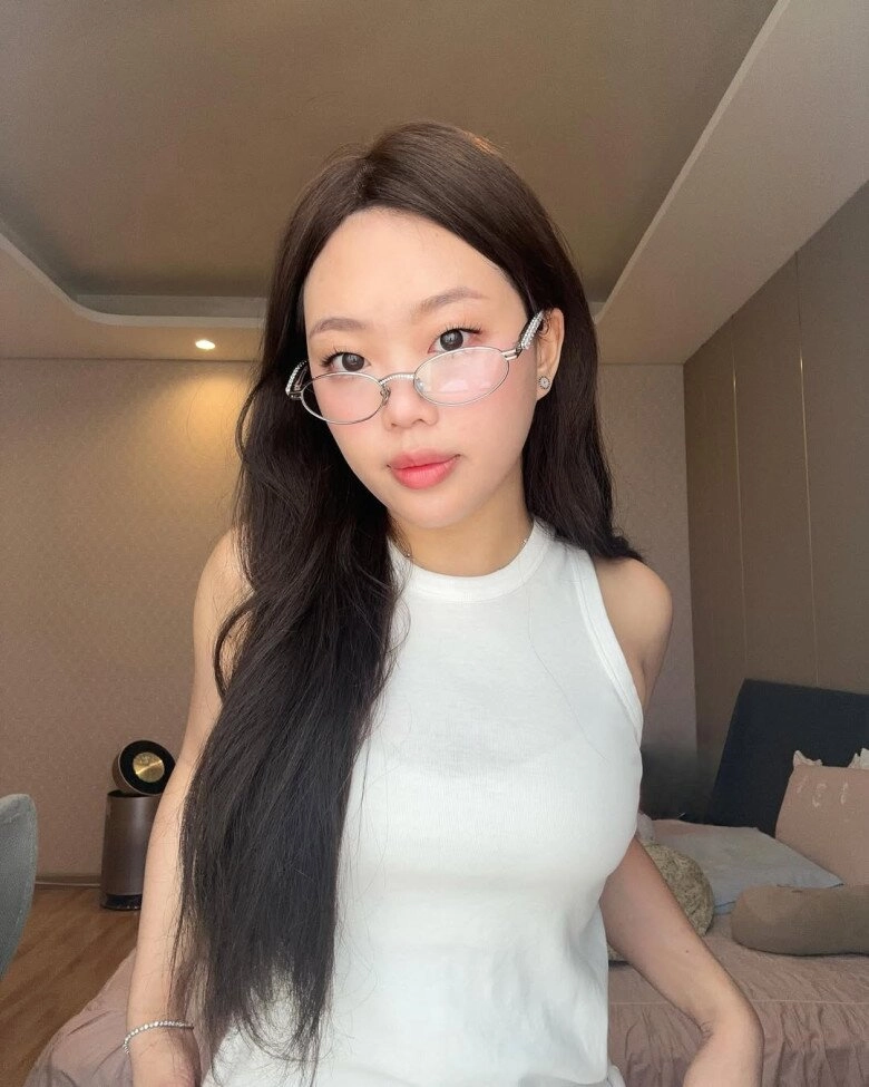 Ái nữ duy nhất của hoa hậu nổi tiếng lột xác ngoạn mục nước da trắng mịn chẳng kém idol xứ hàn - 5