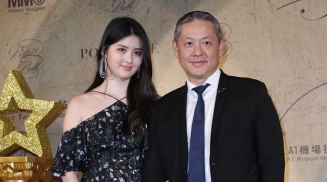 Ái nữ gia tộc tỷ đô ẩn thân 20 năm mới xuất hiện đẹp như minh tinh thích diện đồ bình dân hơn đồ hiệu - 2
