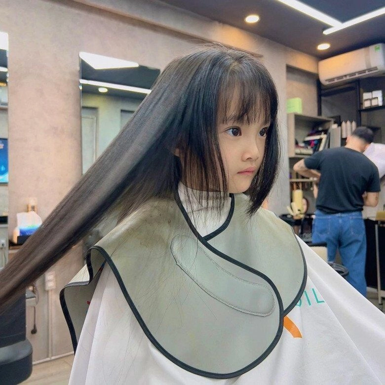 Ái nữ nhà diệp lâm anh nhỏ giống hệt bố giờ thừa hưởng nhan sắc và gen nghệ thuật của mẹ là công chúa ngậm thìa vàng - 6