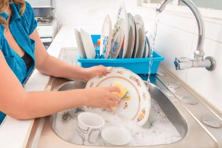Ăn cơm xong đi rửa bát luôn là sai nhân viên vệ sinh nhà hàng chỉ ra lý do - 4