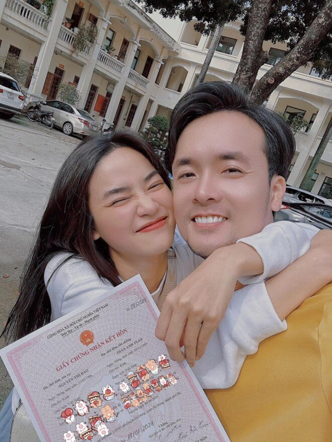 Anh đào sau nửa năm làm đám cưới ngày trước tôi chỉ thơm bạn diễn chứ lấy chồng rồi tôi hôn mãnh liệt luôn - 6