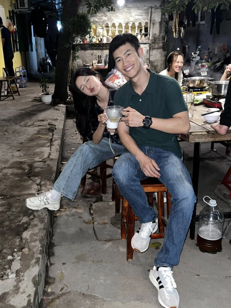 Anh tài xế dịu dàng màu nắng là thủ khoa sân khấu điện ảnh đầu ra lẫn đầu vào chị gái là nữ diễn viên quen mặt - 8