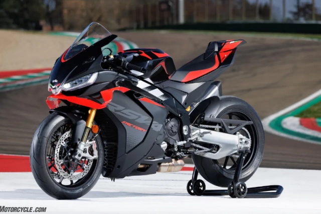 Aprilia rsv4 factory 1100 2026 đỉnh cao sức mạnh và sự tinh tế trên hai bánh xe - 3