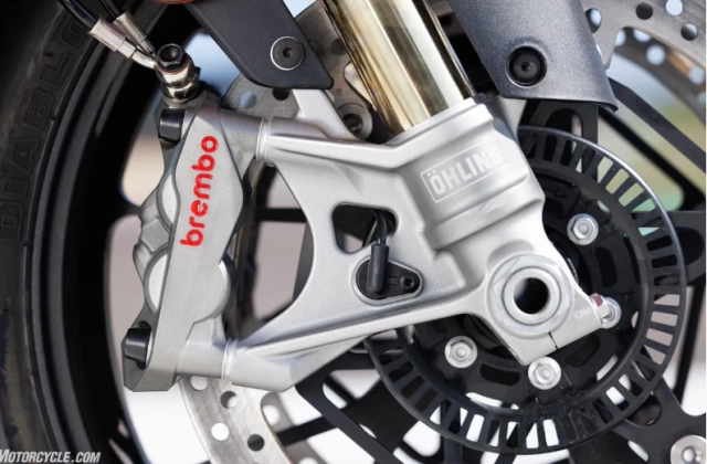Aprilia rsv4 factory 1100 2026 đỉnh cao sức mạnh và sự tinh tế trên hai bánh xe - 10