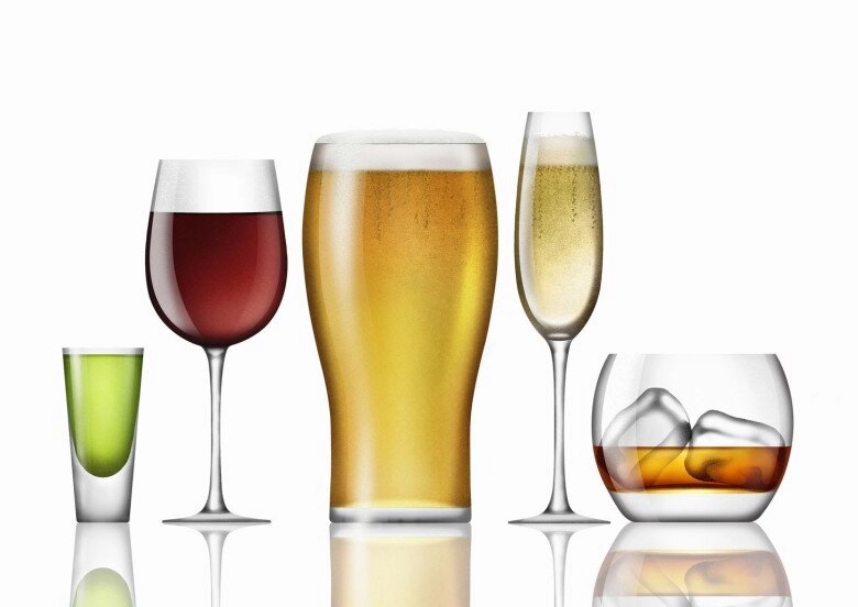 bà đầm thép của bóng đá thái lan ngấp nghé tuổi 60 da vẫn căng mịn đẹp như gái trẻ nhờ cạch mặt 4 loại thực phẩm - 7