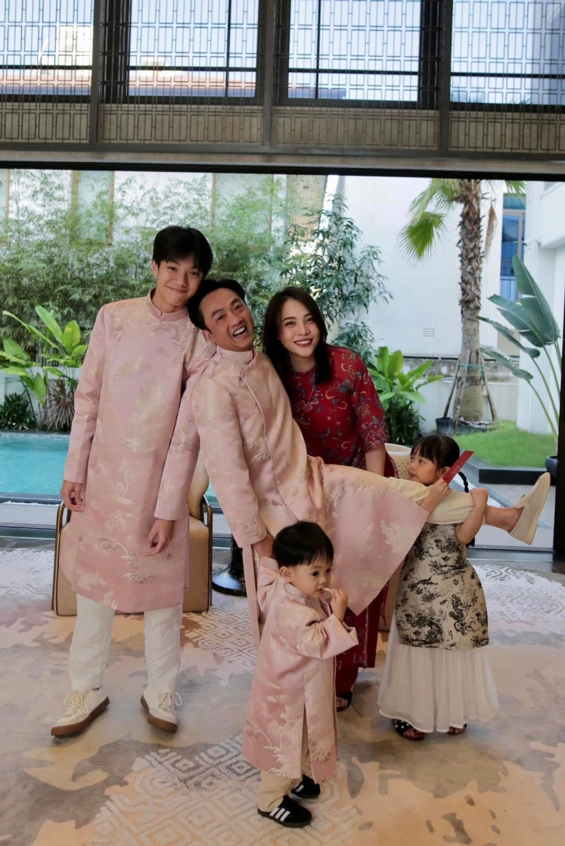 Ba nhóc tì gây chú ý của cường đô la - 4
