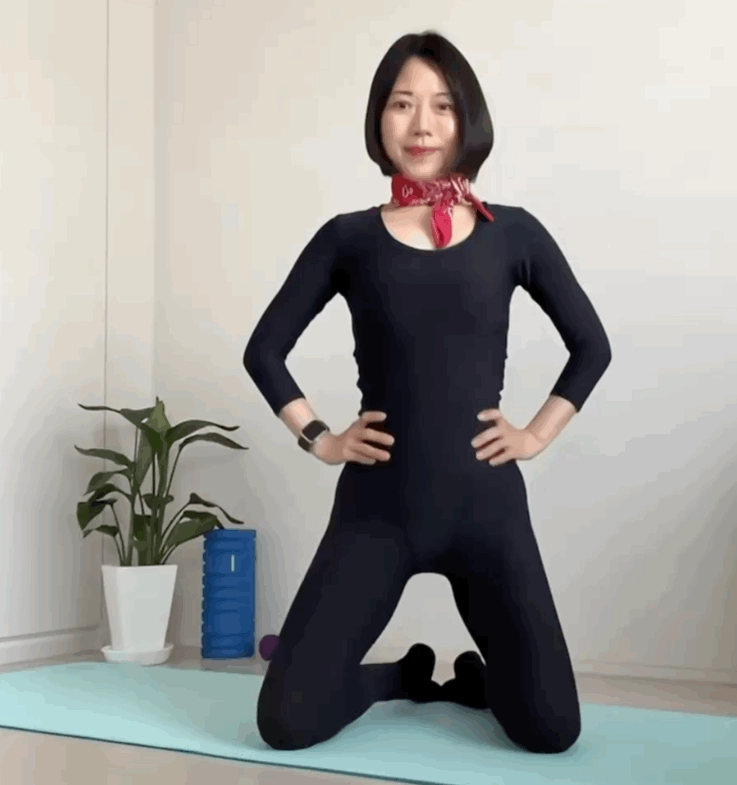 Bà nội trợ u60 có body nuột nà trông trẻ hơn 20 tuổi nhờ tập động tác này trước khi đi ngủ thành công giảm 7kg - 4
