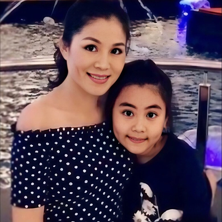 Bà xã quyền linh xúc động ngày con gái út tròn 17 tuổi ái nữ xinh đẹp giống hệt mẹ doanh nhân quyền lực - 2