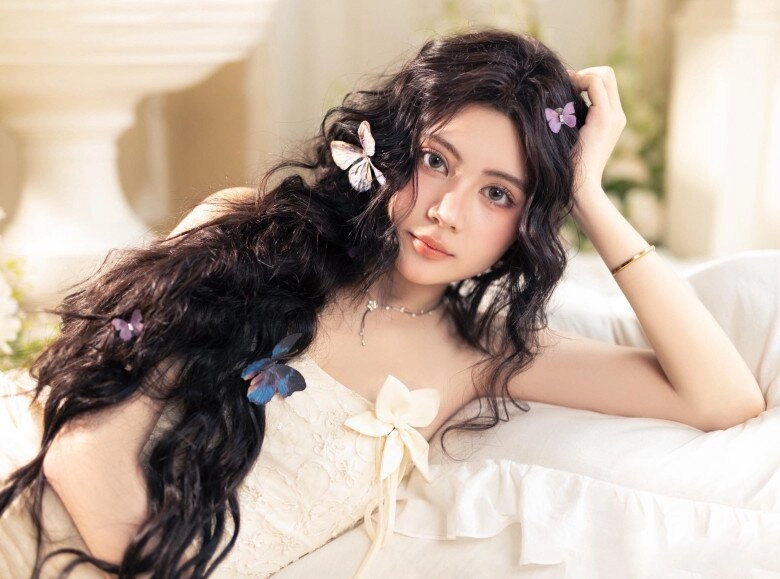 Bà xã quyền linh xúc động ngày con gái út tròn 17 tuổi ái nữ xinh đẹp giống hệt mẹ doanh nhân quyền lực - 6