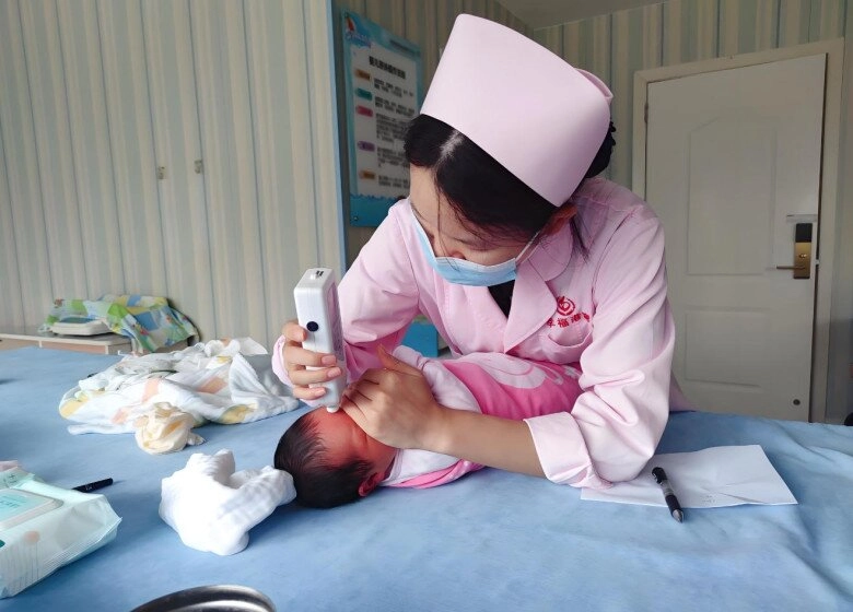 Bác sĩ đề nghị điều trị vàng da cho cháu sơ sinh nhưng bà nội kiên quyết từ chối 1 tháng sau cả gia đình suy sụp - 3