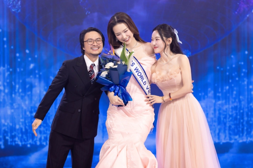 Bảo ngọc khoe bộ sưu tập danh hiệu giấy khen sau tin thi miss world 2026 - 4