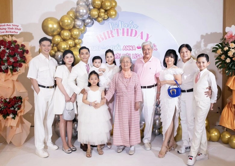 Khánh thi bật khóc vì món quà của phan hiển hưởng trái ngọt từ ngày có danh phận được bố chồng khoe khắp nơi - 8