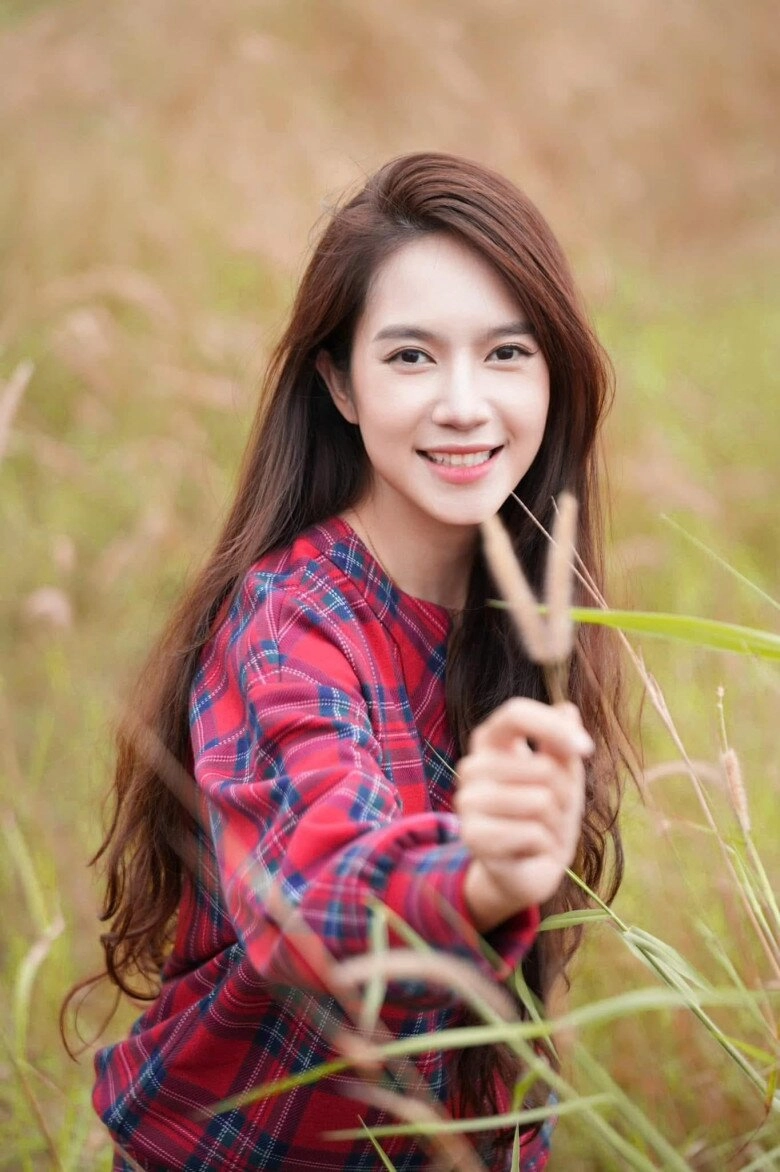 Bí quyết trang điểm đẹp tự nhiên không tỳ vết của minh hà dù làm mẹ 4 con vẫn trẻ như gái đôi mươi - 3