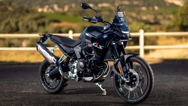 Bmw gs dark edition 2025 ra mắt khi độ ngầu không chỉ nằm ở mã lực - 2