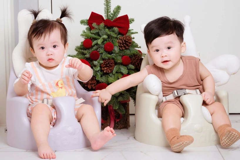 Sam làm dâu hàn 1 nách 2 con dọn mâm thôi nôi đẹp mắt hút nghìn like cặp song sinh nay rõ nét xinh yêu - 13