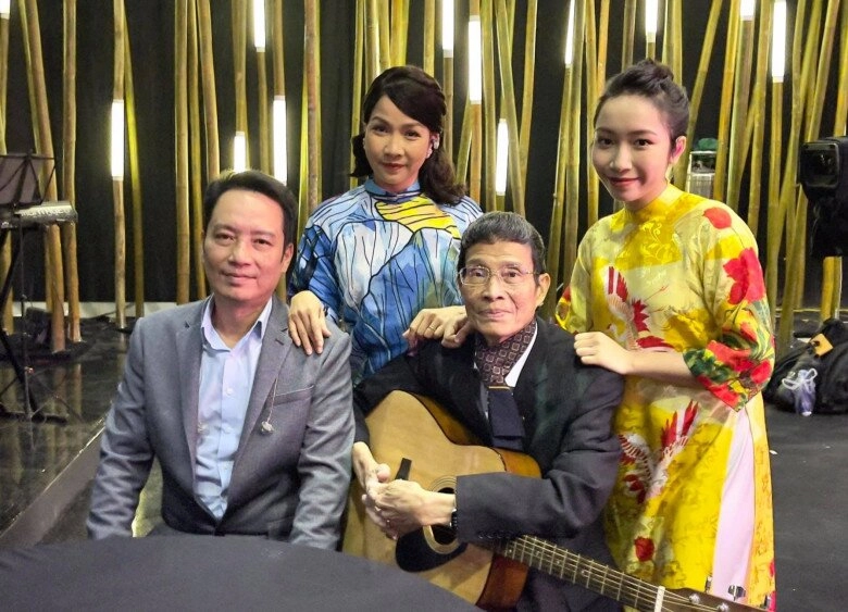 Bố chồng mỹ linh từng chịu thị phi bị vợ đánh chỉ vì làm vỡ bát sau nên duyên với cô gái kém 40 tuổi - 2