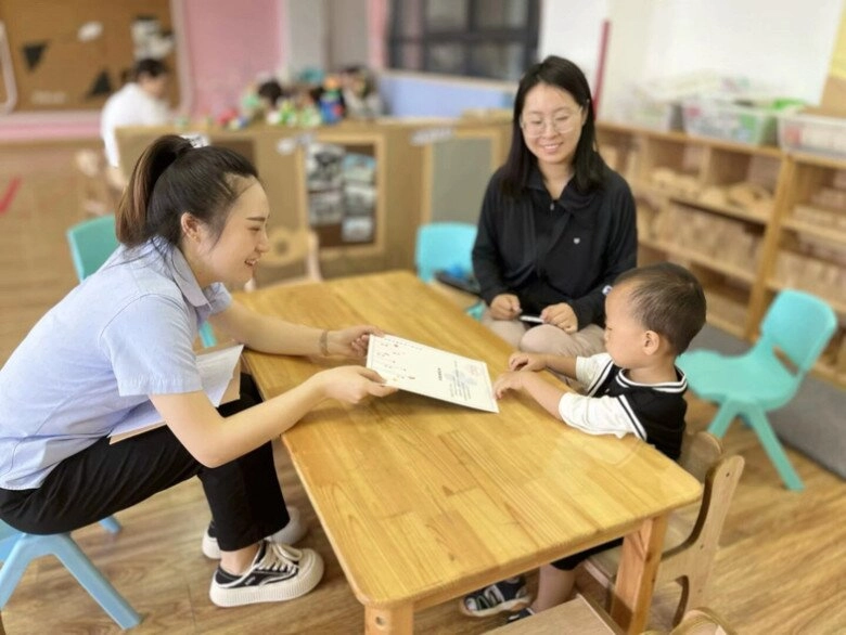 Bố mẹ có bằng tiến sĩ nhưng con học rất kém cặp vợ chồng làm xét nghiệm adn kết quả choáng váng - 5
