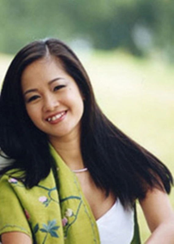 bống hồng nhung sở hữu nhan sắc trong trẻo thuở mới vào nghề - 4