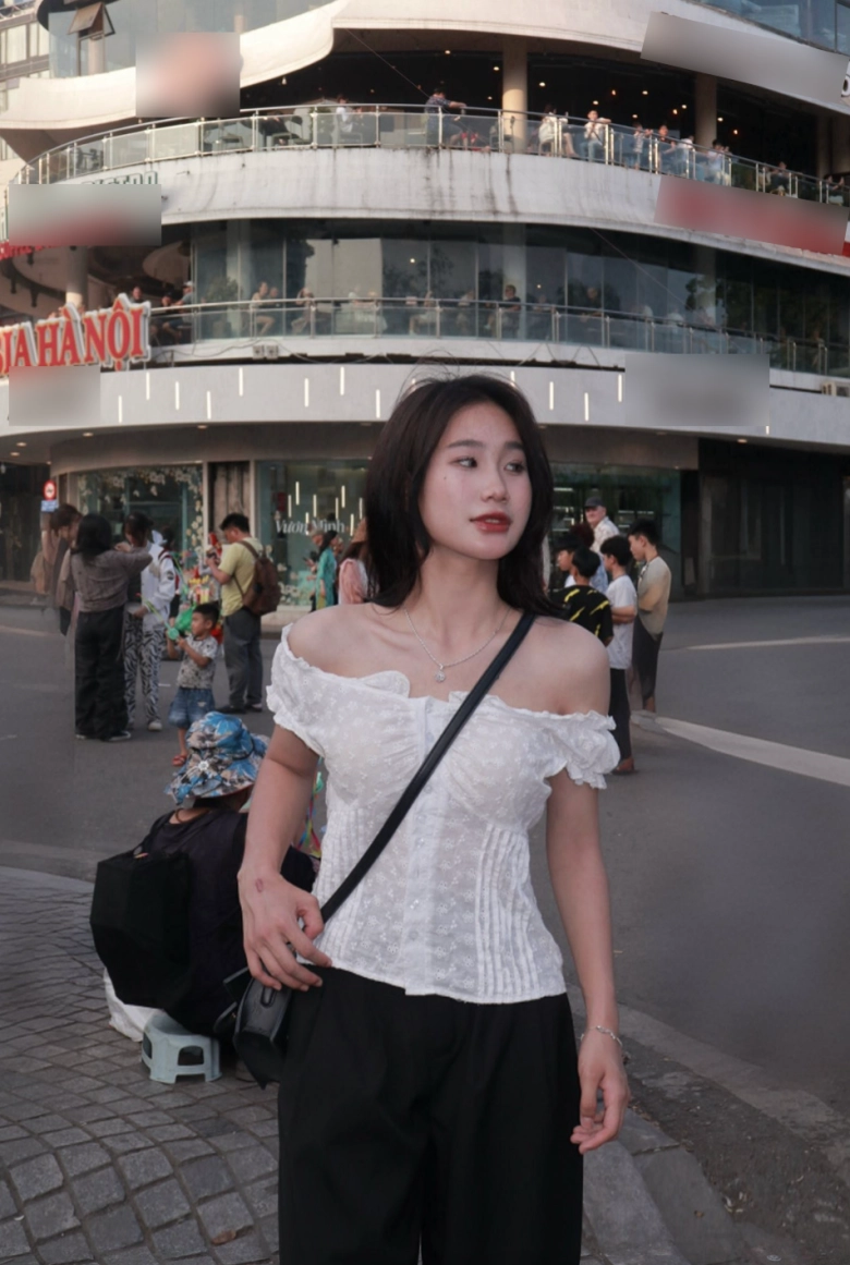 Bông hồng thép xinh đẹp giữa đội hình cảnh sát đặc nhiệm của a80 - 9