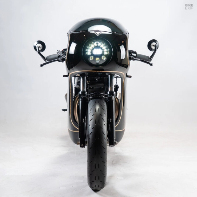 Bonneville độ cafe racer khi linh hồn cổ điển gặp chất chơi đường phố - 3