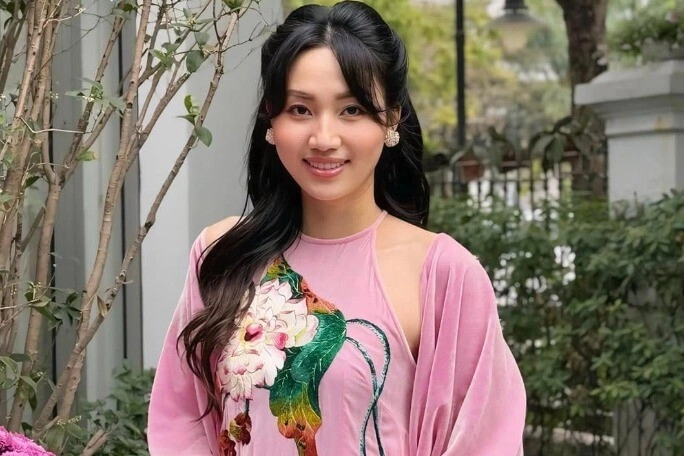 Bưng bê quán ăn kiếm sống từ năm 18 tuổi mỹ nhân việt đổi đời thành phú bà cho mượn toàn đồ hiệu vài tỷ mất cũng chẳng tiếc - 1