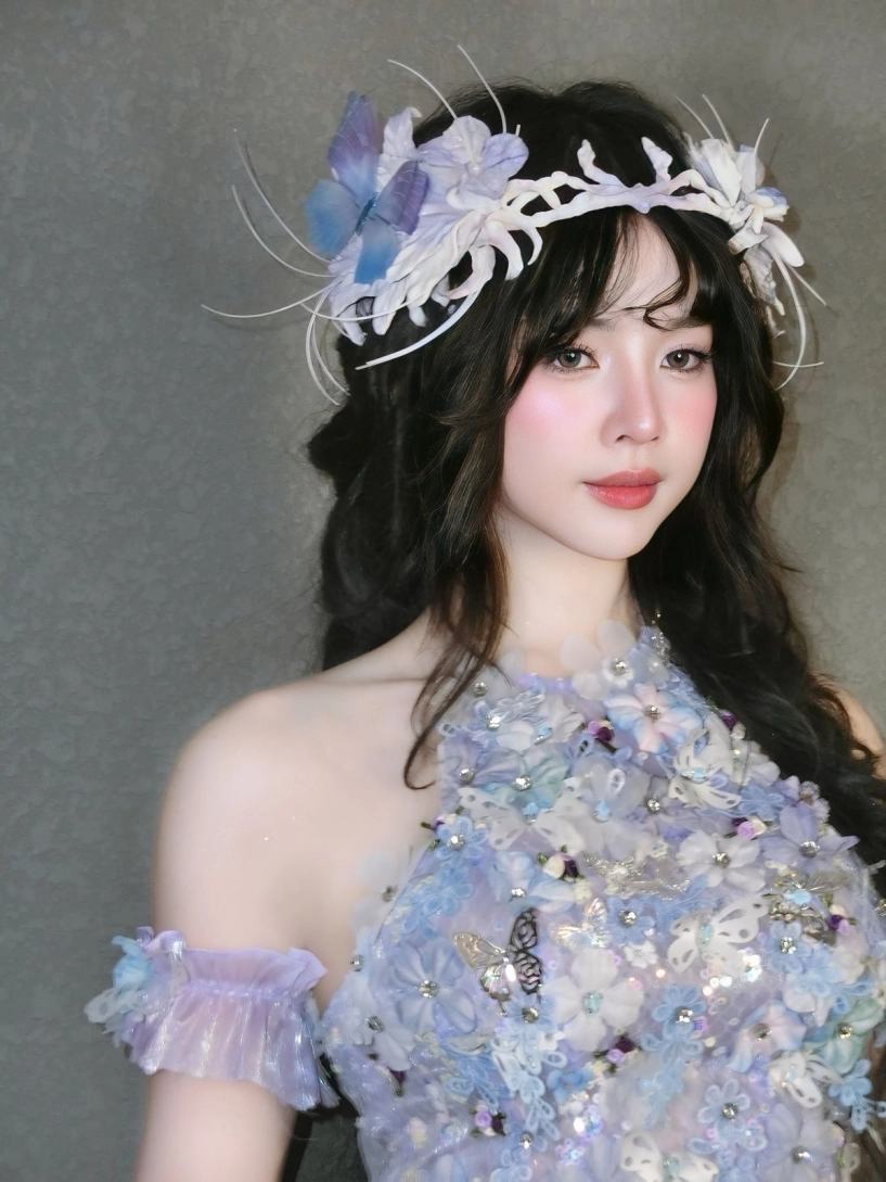 búp bê dj diện áo quây khoe trọn bờ vai trần nhan sắc ngọt ngào - 7