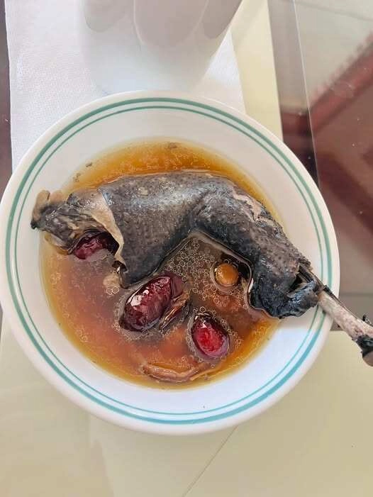 Ca sĩ đình đám ở mỹ về việt nam khoe mâm cơm nhà dân dã nhưng với cô là đỉnh của đỉnh - 10