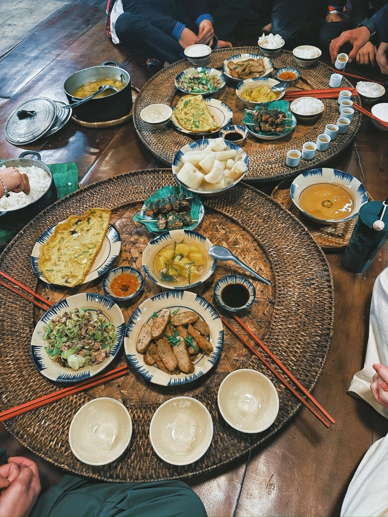Cách gia đình haha chữa lành khán giả những người dân phi thường nghệ sĩ dấn thân chứ không làm màu - 6