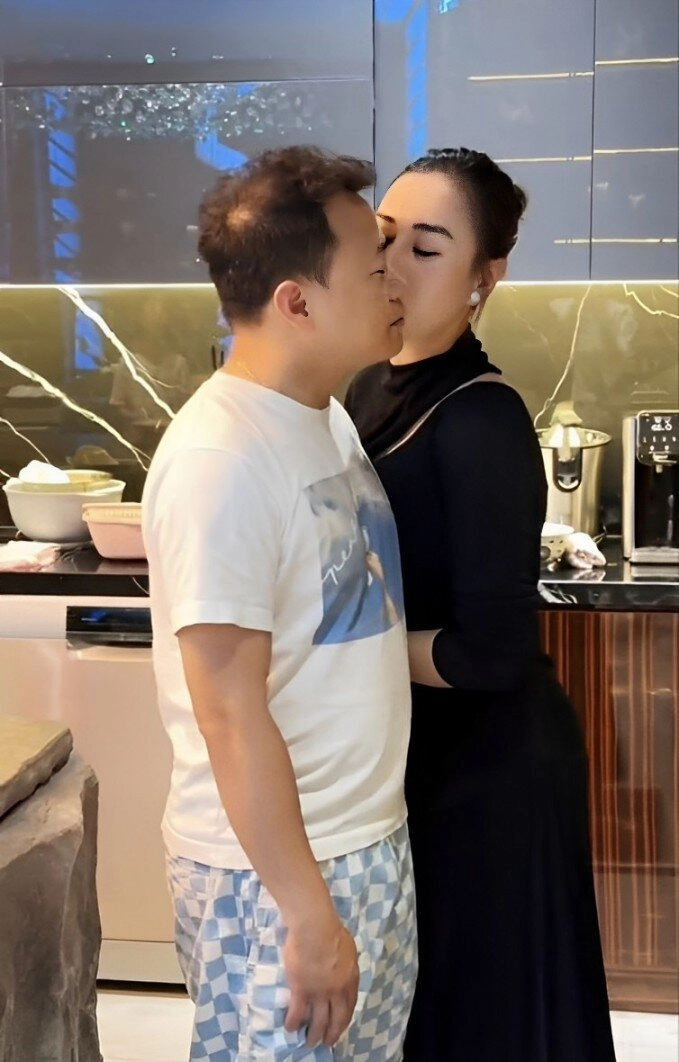Cách sao việt gọi yêu bạn đời shark bình hóa hồng hài nhi của phương oanh trấn thành gọi vợ là heo - 1