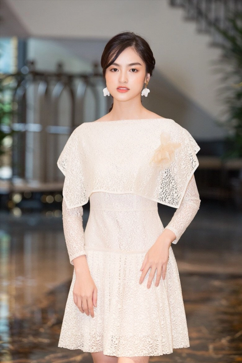 Cận cảnh nhan sắc bạn thân đỗ thị hà vừa lên xe hoa vẻ đẹp một chín một mười với nàng hậu - 3