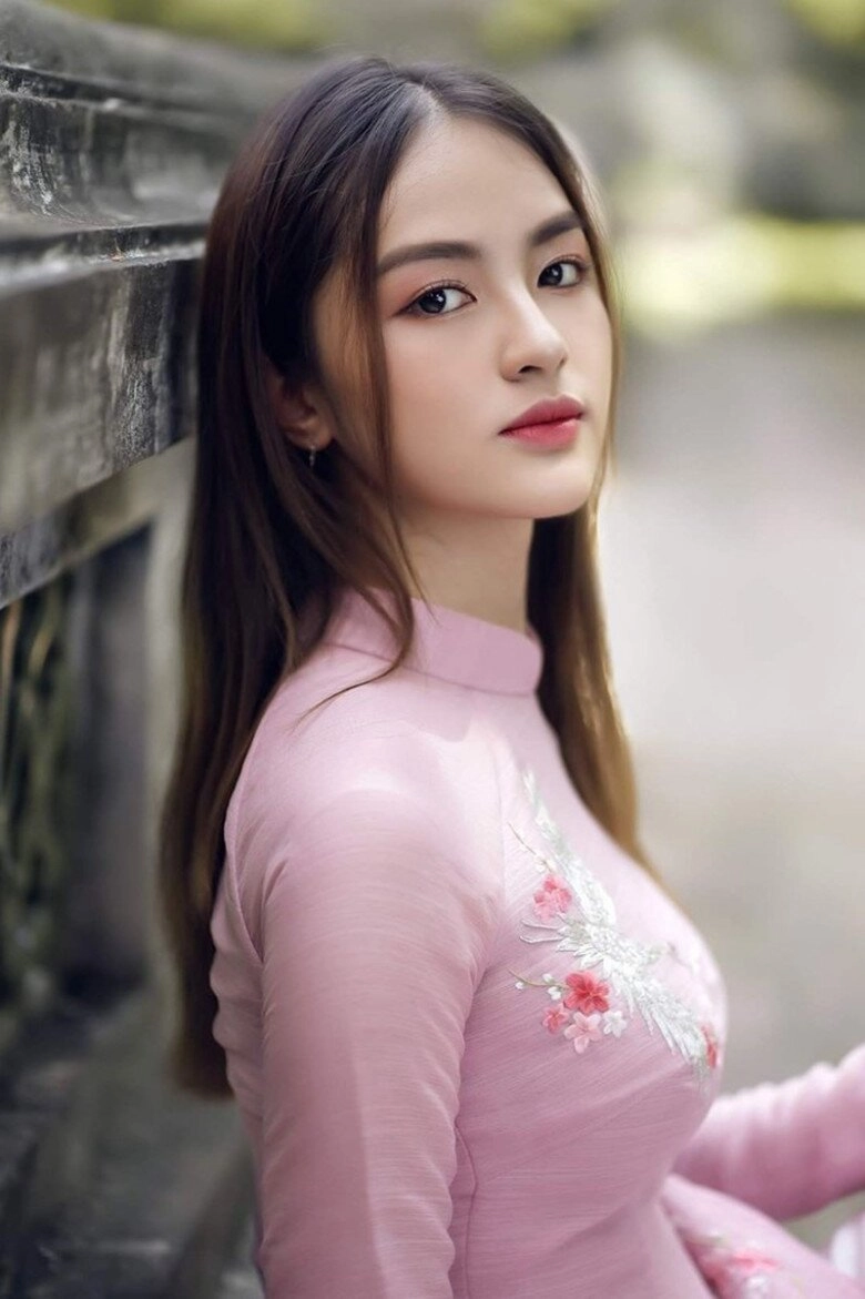 Cận cảnh nhan sắc bạn thân đỗ thị hà vừa lên xe hoa vẻ đẹp một chín một mười với nàng hậu - 4
