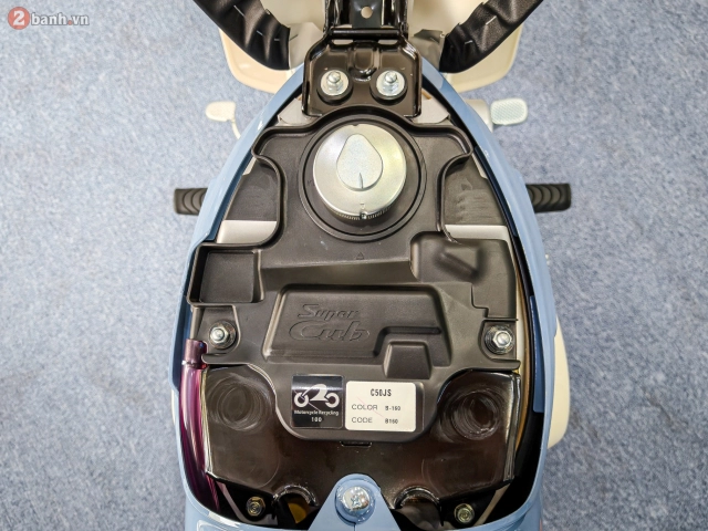 Cận cảnh phiên bản đặc biệt honda super cub 50 final edition vừa cập bến thị trường việt nam - 18