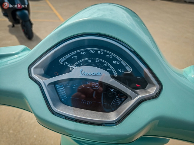 Cận cảnh vespa primavera và sprint 2025 di sản gần 80 năm được tái hiện với diện mạo mới - 21