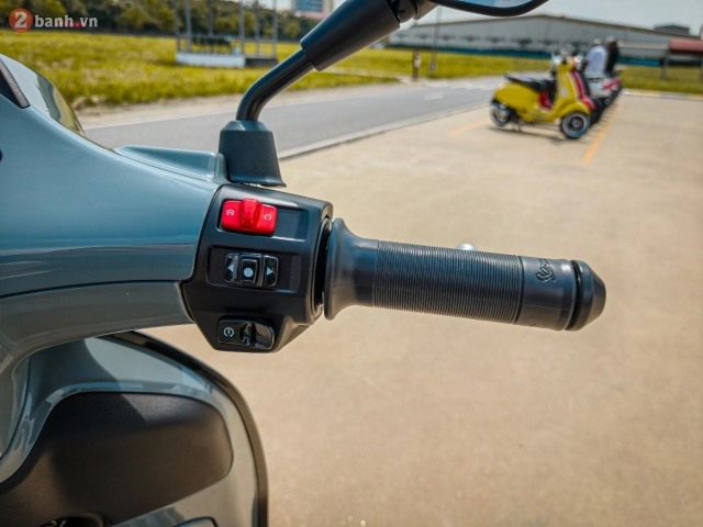 Cận cảnh vespa primavera và sprint 2025 di sản gần 80 năm được tái hiện với diện mạo mới - 23