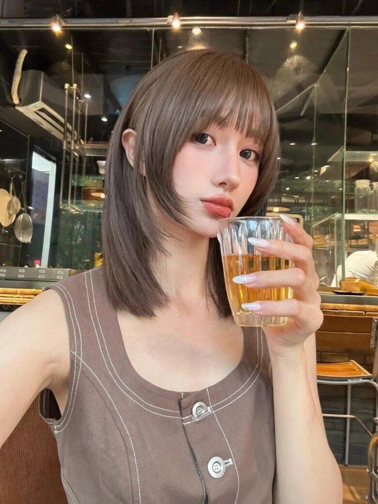 Cao dưới 1m60 nên để tóc ngắn hay dài đây là cách lựa chọn tóc đẹp theo chiều cao giúp tìm được kiểu ưng ý - 10