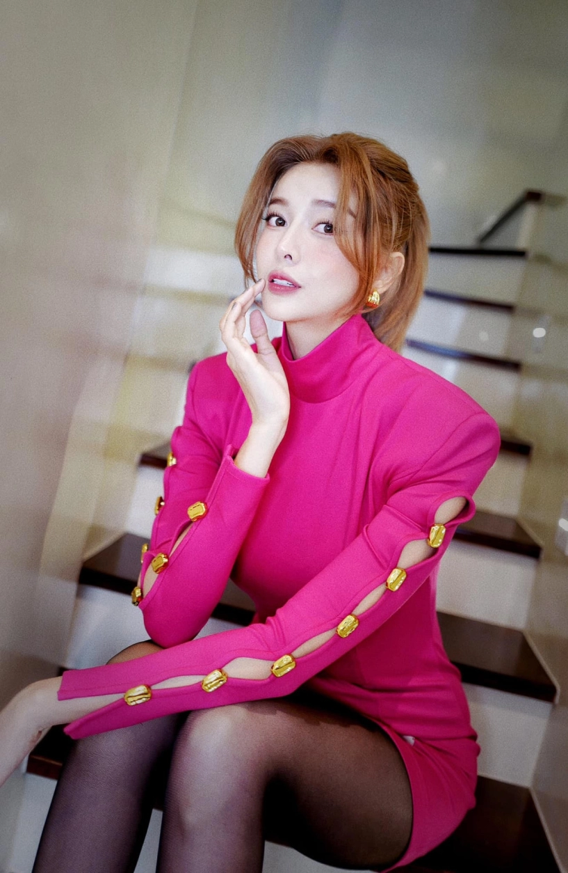 Cao thái hà trẻ trung tuổi 35 giữ dáng ấn tượng với số đo chuẩn - 5