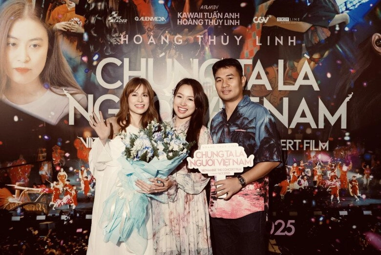 Cặp chị em vàng anh sau 20 năm vân hugo làm mẹ của 4 đứa trẻ hoàng thùy linh kín như bưng chuyện có con - 2