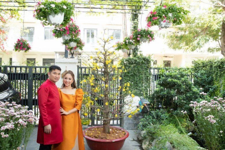 Cặp chị em vàng anh sau 20 năm vân hugo làm mẹ của 4 đứa trẻ hoàng thùy linh kín như bưng chuyện có con - 10