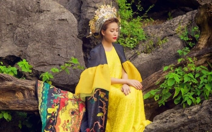 Cặp chị em vàng anh sau 20 năm vân hugo làm mẹ của 4 đứa trẻ hoàng thùy linh kín như bưng chuyện có con - 14