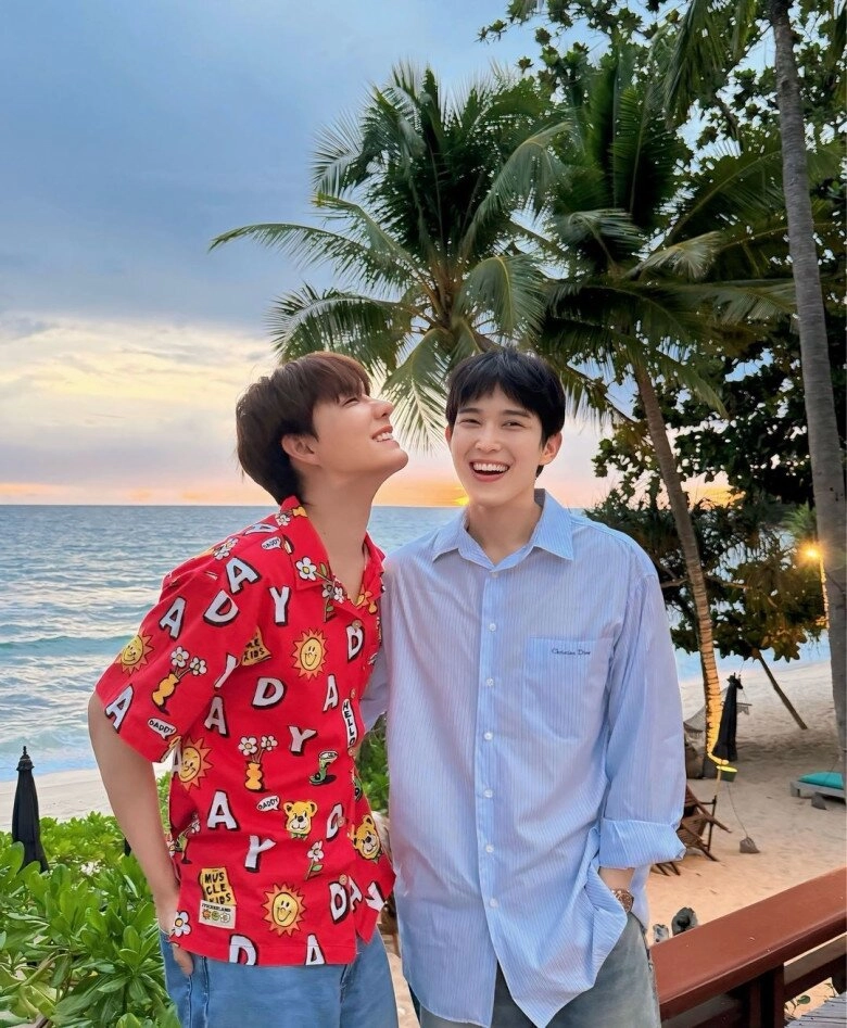 Cặp mỹ nam nổi nhất thái lan both - newyear chia tay sau 12 năm hẹn hò có tình mới vẫn tag tên người cũ - 4