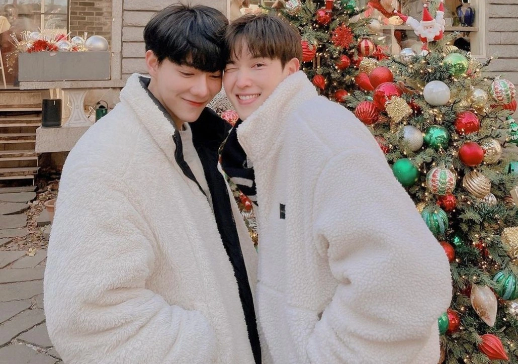 Cặp mỹ nam nổi nhất thái lan both - newyear chia tay sau 12 năm hẹn hò có tình mới vẫn tag tên người cũ - 5