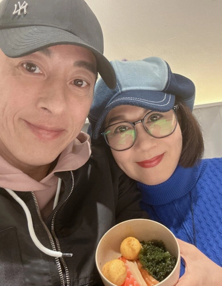 Cặp vợ chồng showbiz không ăn thịt không sinh con để giữ nhan sắc ngoại hình sau 25 năm thật khó nhận ra - 6